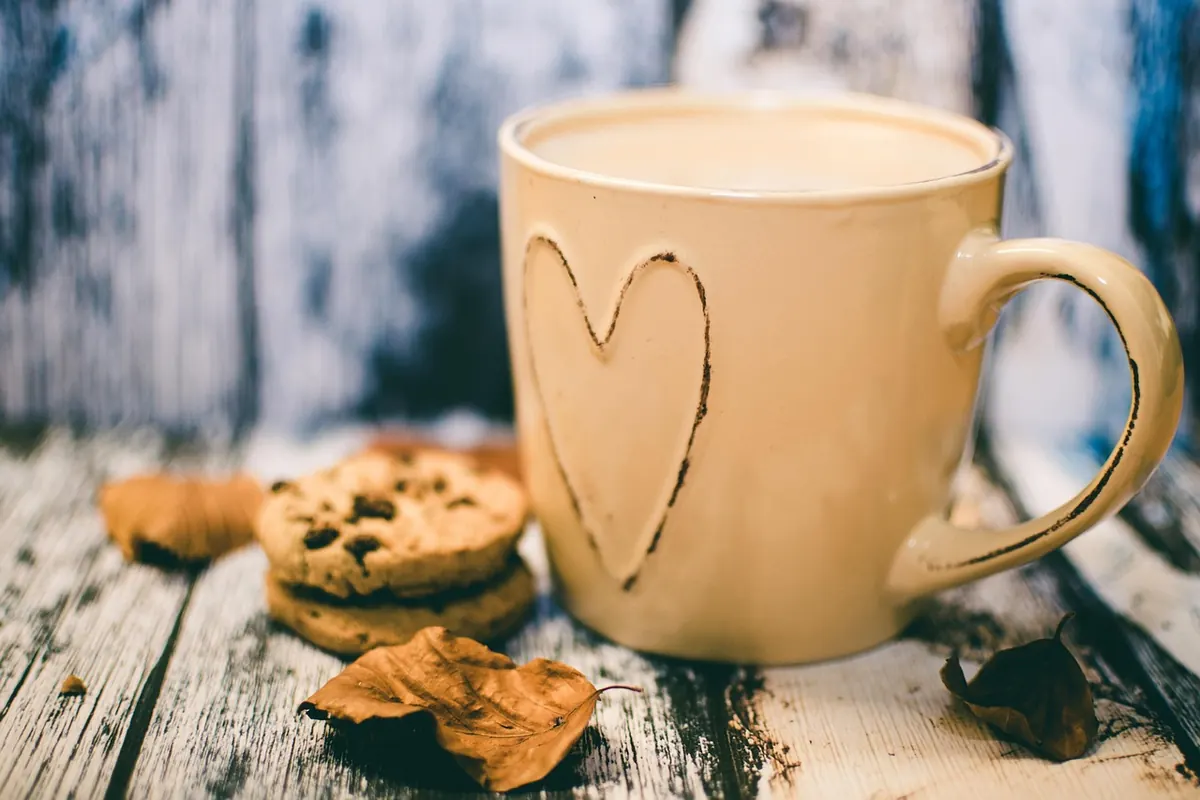A Beginner's Guide to Collecting British Commemorative Mugs